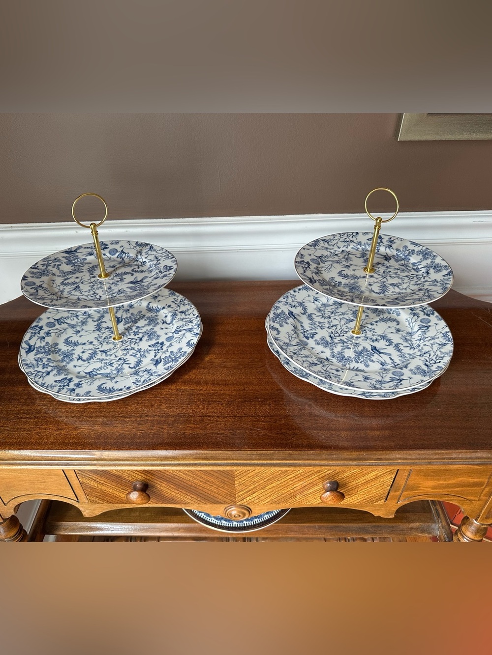 Ralph Lauren Style Two-Tiered Cake Stands & Matching Serving Plate (Set of 4)